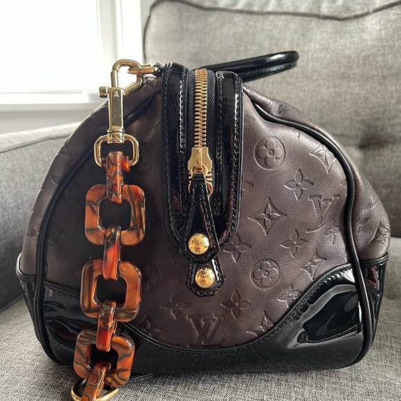 Louis Vuitton Grey Embossed Leather Stephen Bag - Picture 3 of 13